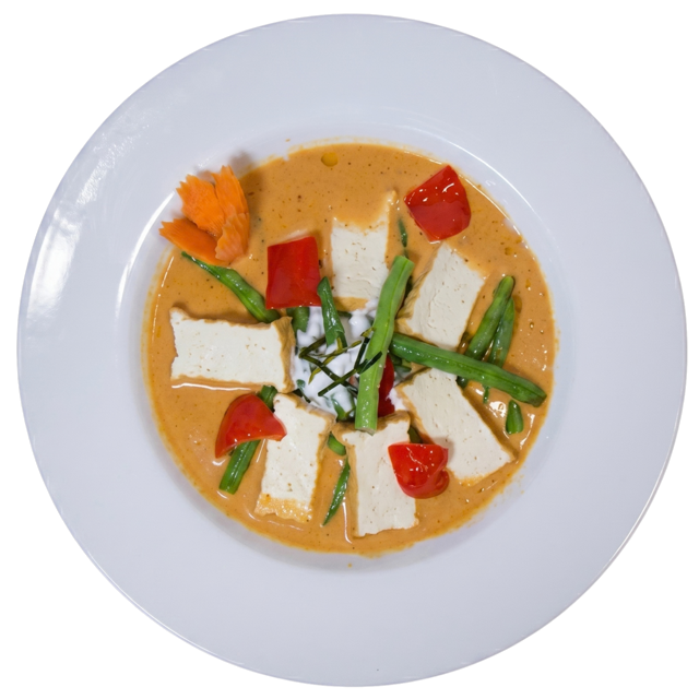 Khao Soi — Northern Thai curry noodles with crispy egg noodles